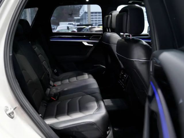 Volkswagen Touareg R-Line Style