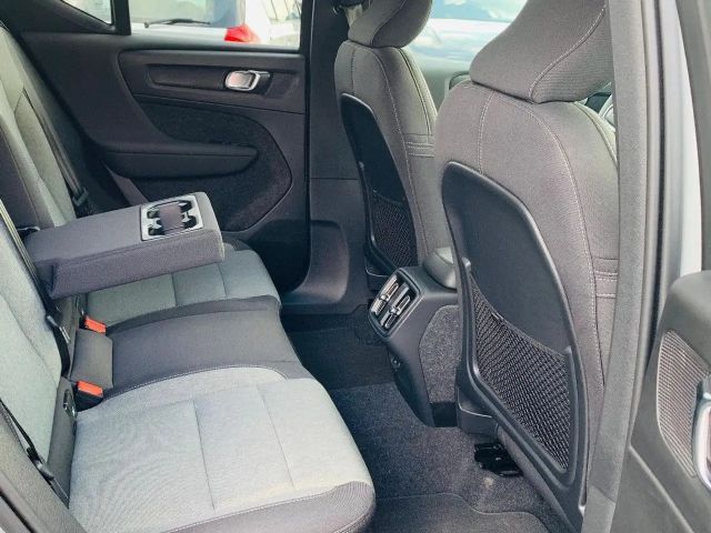 Volvo XC40 B3 B Aut. ACC BLIS PILOT 360° LED NAVI Shzg