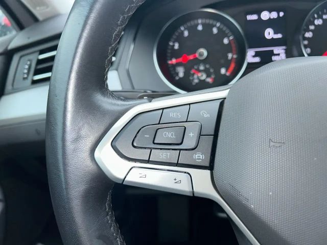 Volkswagen Passat 1.5 TSI DSG Variant