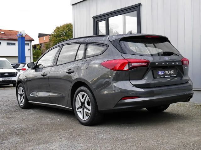 Ford Focus Cool & Connect