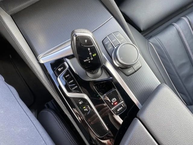 BMW 530 530e M-Sport xDrive