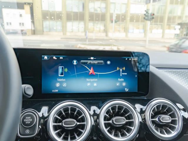 Mercedes-Benz GLA 200 Progressive