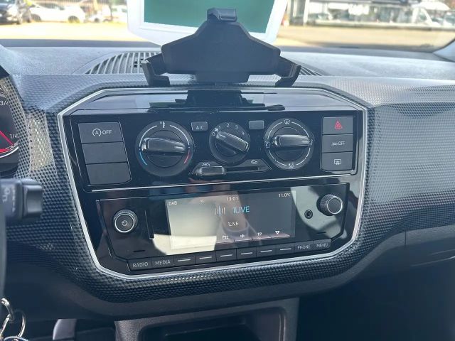 Volkswagen up! Move Move up!