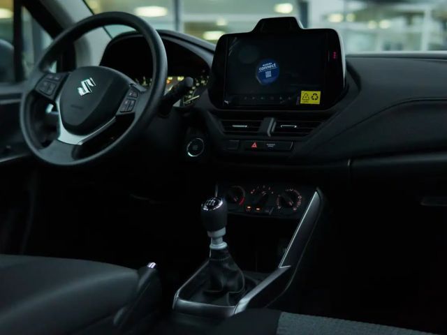 Suzuki S-Cross Hybrid