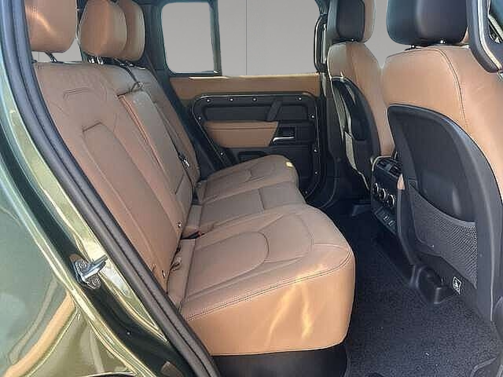 Land Rover Defender 110