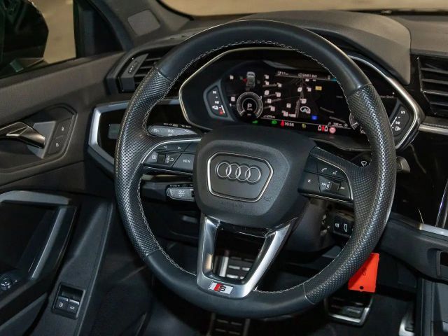 Audi Q3 45 TFSI Hybride S-Line