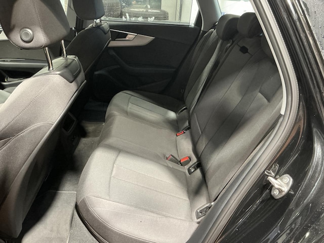 Audi A4 40 TDI Avant S-Tronic