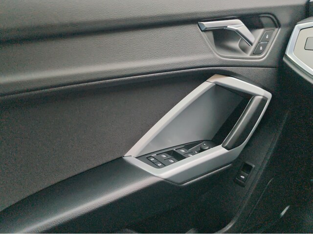 Audi Q3 35 TDI S-Tronic