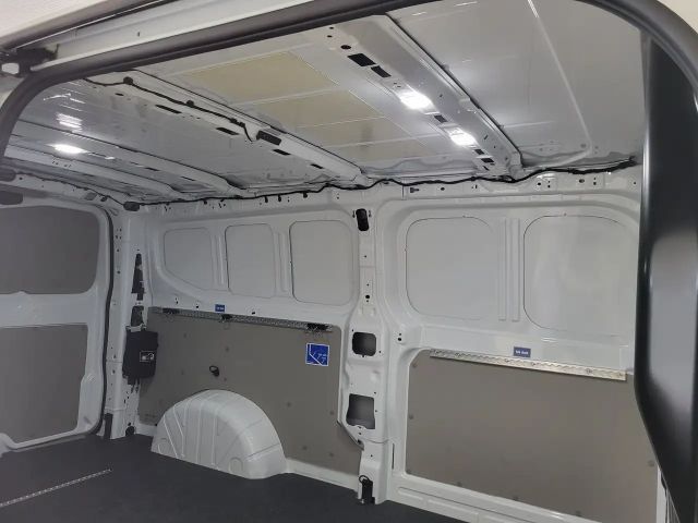 Volkswagen Transporter Lang T7