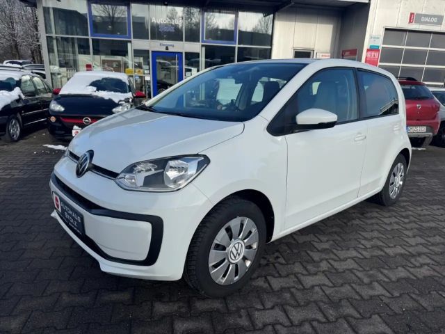 Volkswagen up! Active