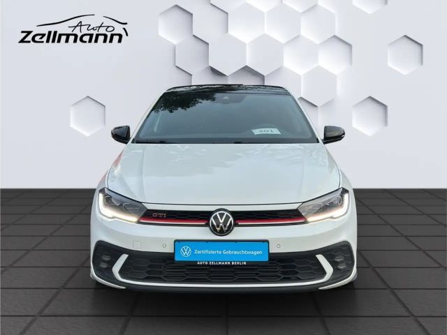 Volkswagen Polo 2.0 TSI