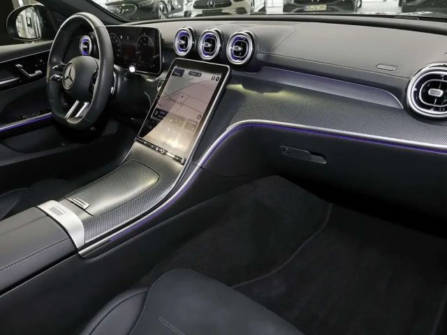 Mercedes-Benz C 180 AMG Line Sedan