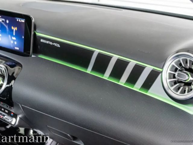 Mercedes-Benz A 35 AMG 4MATIC AMG Line