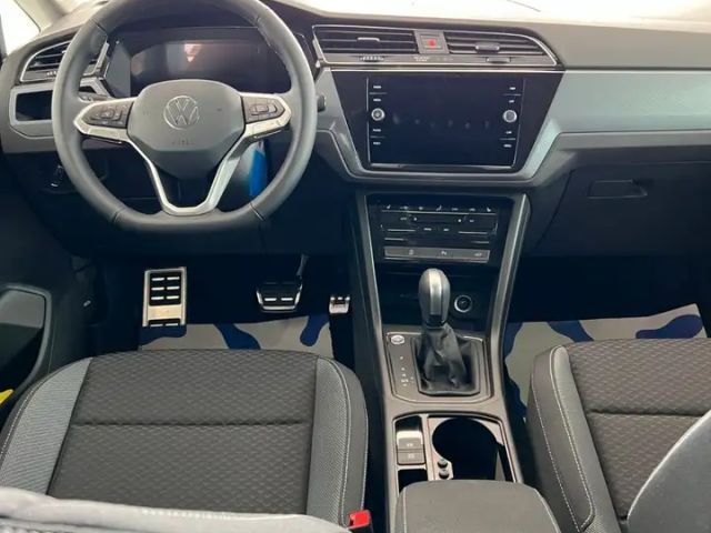 Volkswagen Touran IQ.Drive R-Line