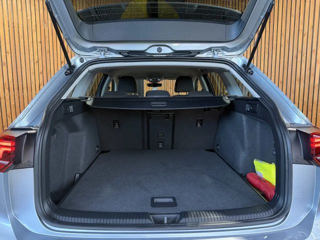 Volkswagen Golf DSG Variant