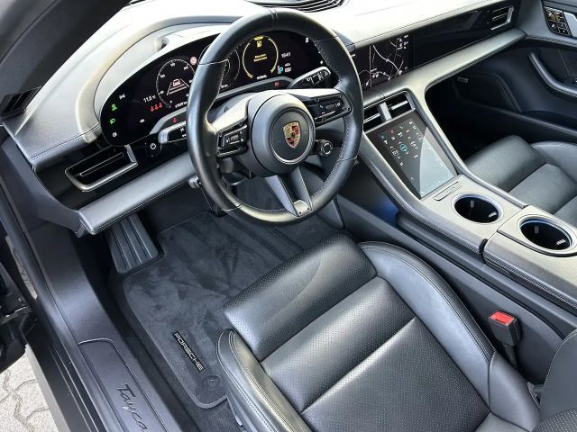 Porsche Taycan Performance Plus