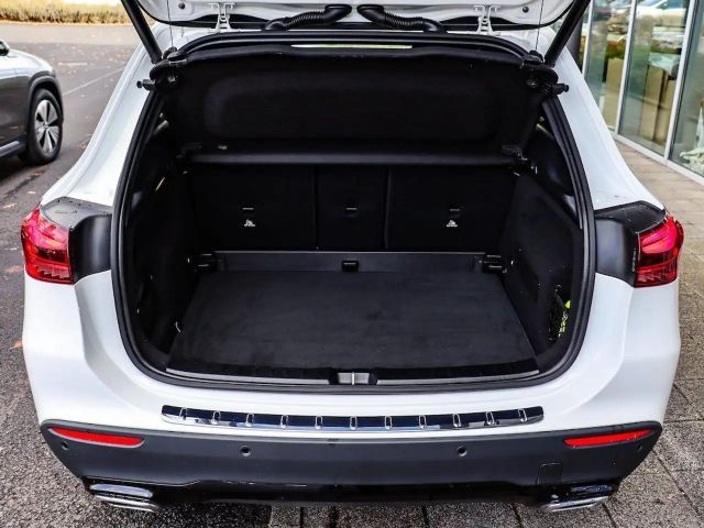 Mercedes-Benz GLA 180 ProgressiveAdvanced/AHK/Kamera/LED/Night