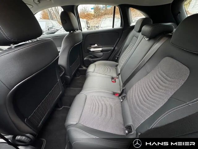 Mercedes-Benz GLA 180 Progressive