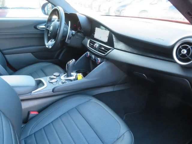 Alfa Romeo Giulia Q4