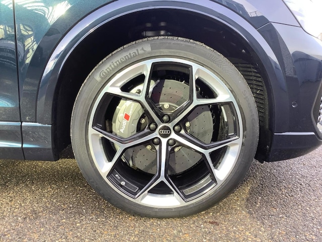 Audi RS Q8 Performance Quattro