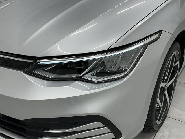 Volkswagen Golf DSG Life Variant