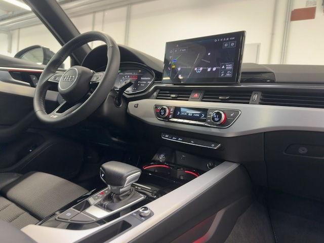 Audi A4 40 TFSI Avant S-Line S-Tronic