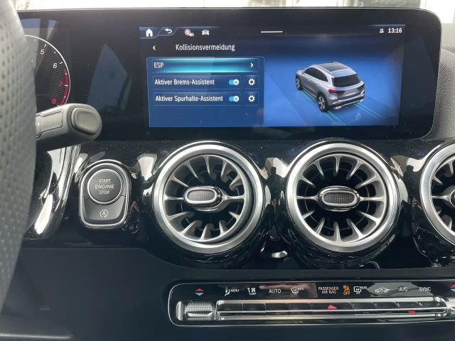 Mercedes-Benz GLA 200 AMG Line