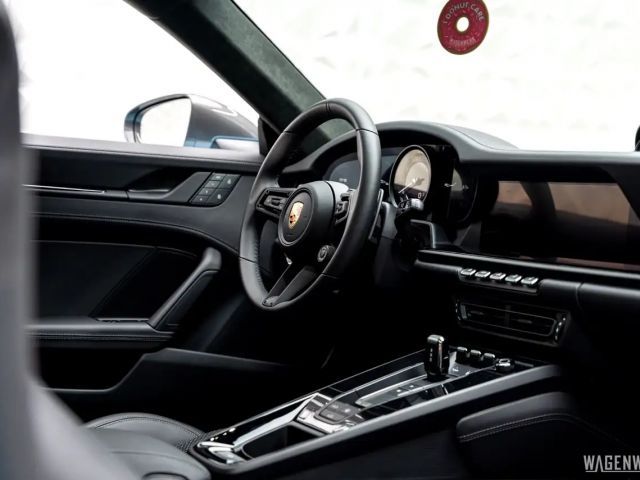 Porsche 992 Carrera Coupé Turbo