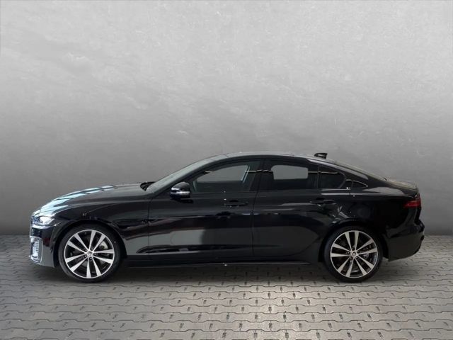 Jaguar XE HSE P250 R-Dynamic