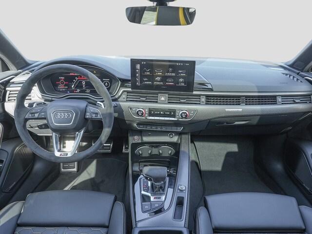 Audi RS4 Avant Quattro