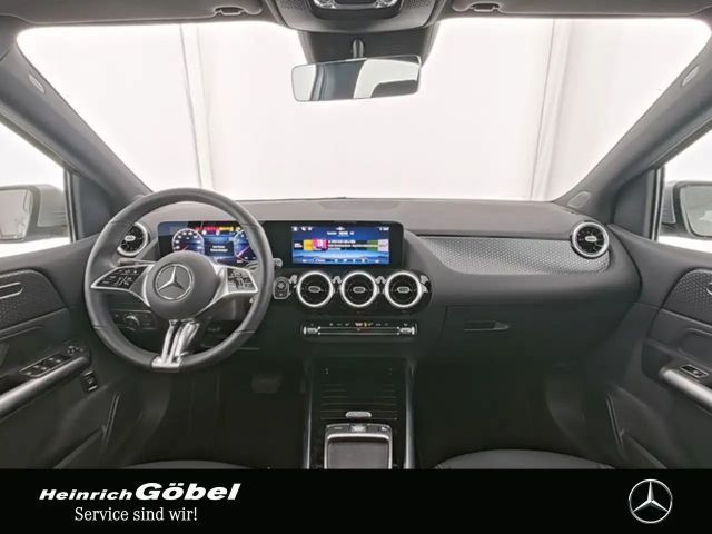 Mercedes-Benz B 200 Progressive Sedan