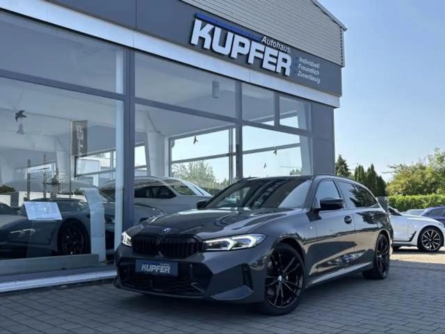 BMW 320 320d M-Sport Touring xDrive