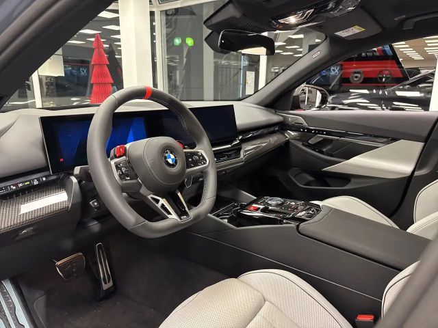 BMW M5 Touring  0,5% DAB LED Pano.Dach RFK