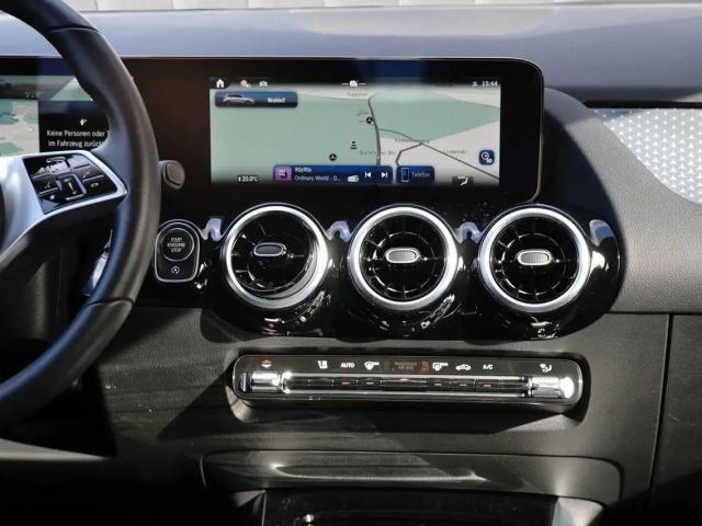 Mercedes-Benz B 180 Progressive