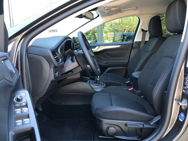 Ford Focus EcoBoost Titanium Wagon