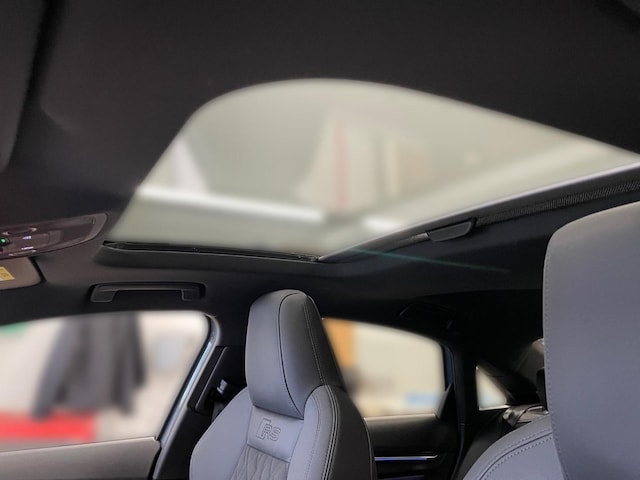 Audi RS3 Quattro S-Tronic Sedan