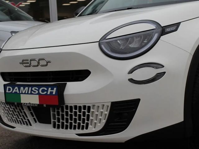 Fiat 600e Hybrid 100 6-Gang eDCT