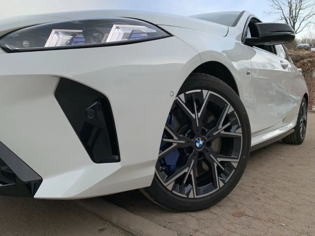 BMW 135 Sedan xDrive