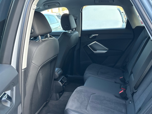 Audi Q3 35 TFSI S-Tronic