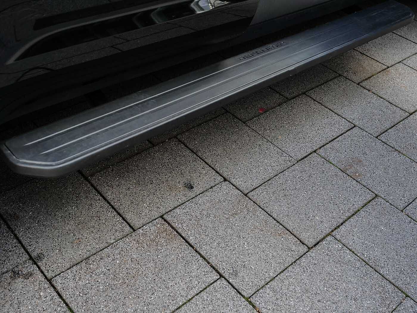 Land Rover Defender 110 Dynamic HSE