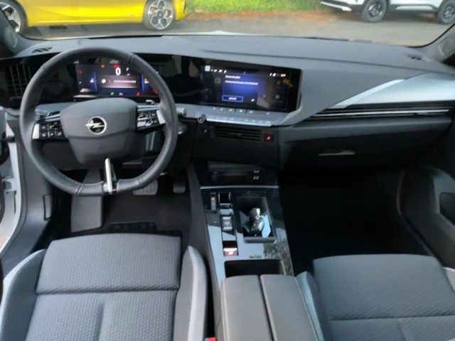 Opel Astra Edition Sports Tourer