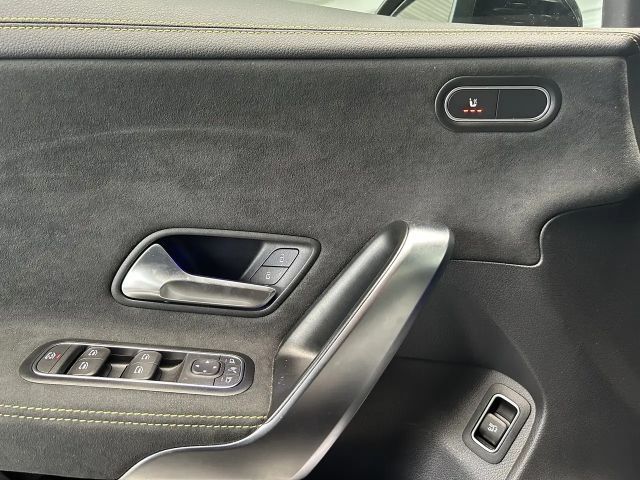 Mercedes-Benz CLA 45 AMG 4MATIC AMG Line