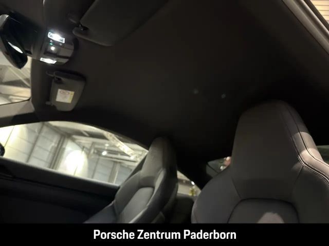 Porsche 992 Carrera Coupé GTS