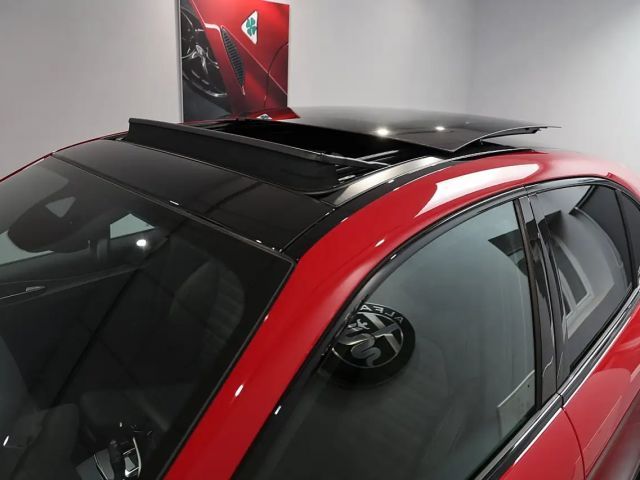 Alfa Romeo Stelvio AT8 Q4 Veloce