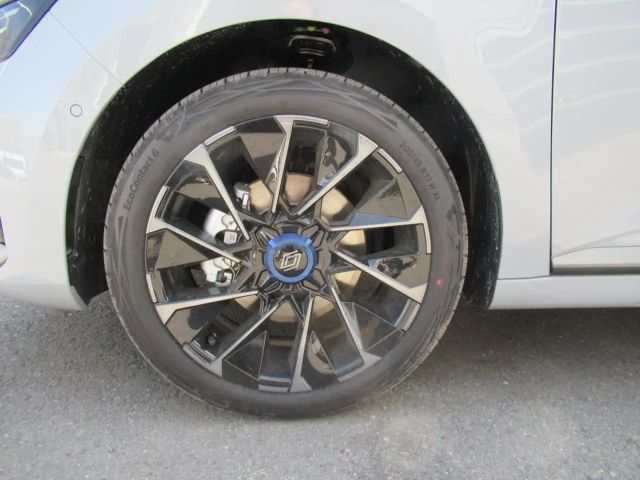 Renault Clio Alpine E-Tech Hybrid