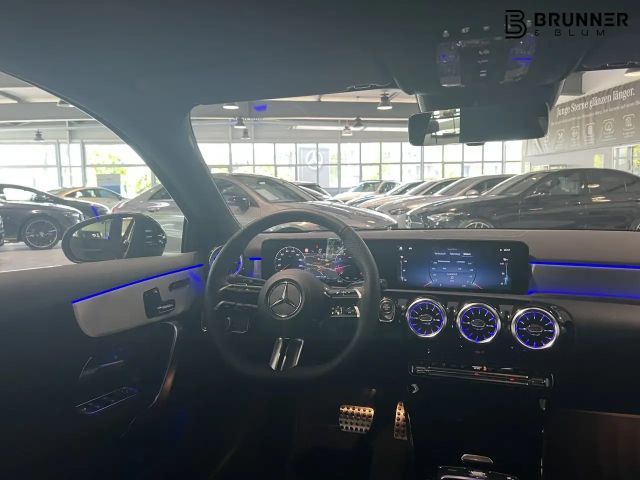 Mercedes-Benz A 250 4MATIC AMG Line