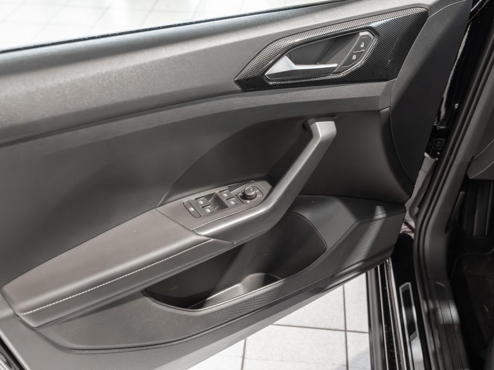 Volkswagen T-Cross 1.0 TSI DSG R-Line