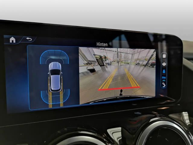 Mercedes-Benz GLA 180 Progressive