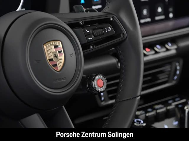 Porsche 992 Carrera Coupé GTS