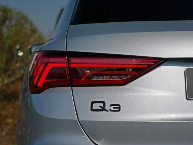 Audi Q3 35 TFSI S-Line